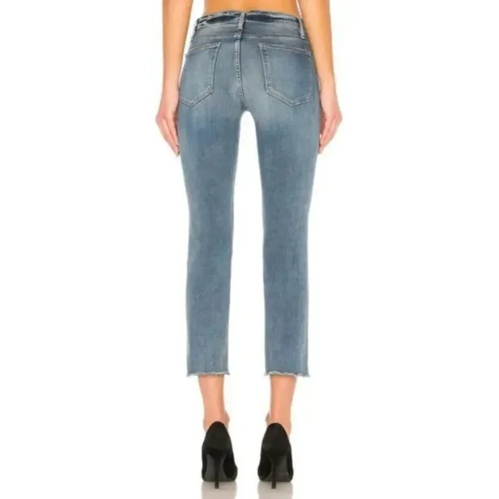 FRAME - ‘'Le High Straight” Raw Hem Jeans - style LHSTRA801 - size 26